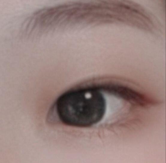 원래 눈이랑 찝어서 3초 유지시킨 유쌍 눈