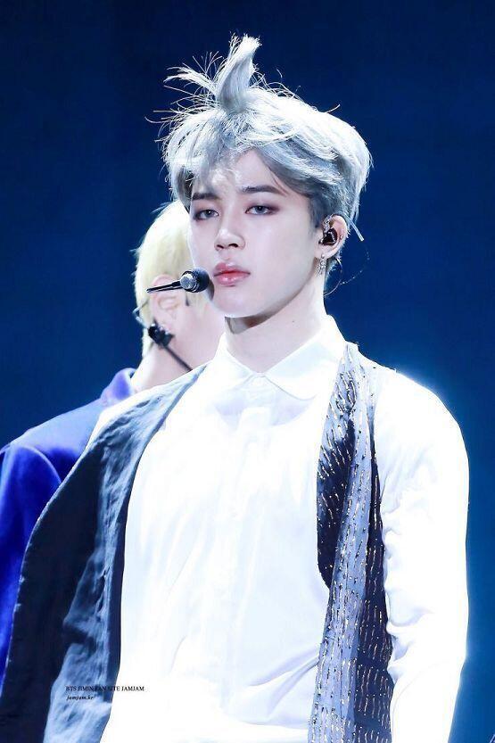 어...지민이랑 정국이. 태형이도좋긴한데 얜너무 비정상적이게 예뻐서 같이존재할수 없을것같아