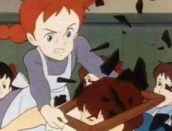 벌써 11시 7분이네 난 얼른 먹고 영화나 봐야겠다 아니면 빨강머리 앤이나 볼까?? 머리창 깨고 나중에 어른되서 사귀는거였자노 그거 어이없었는데