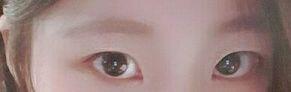 오늘그래도 밖에 나간다고 한다고 했는데 사진찍으니 표시가안나네...ㅠㅠ 연하게 하기도했고 마스카라도 안해서 더 표시 안나는걸수도있지만 나도 막 