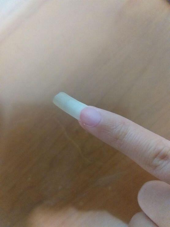 새끼손톱만 길러 자꾸 부러지다가 이번에 신기록 갱신중인 새끼손톱이야