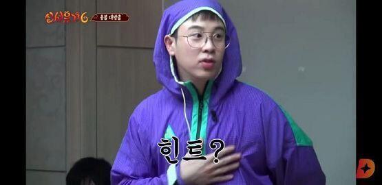 아 아침에 언니가 후드집업을 입고있었는데 피오가 귀에 후드티거는거 알아?이러고있는데 진짜 하는짓 하나하나 귀여워 죽겠어