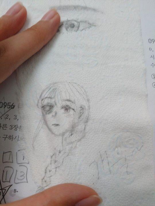 그림체는 대강 이 정도...?