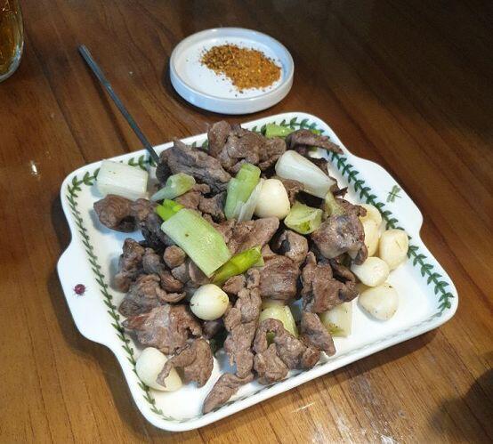 양고기엔 칭따오.... 인데 없음 대신 콜라 마심