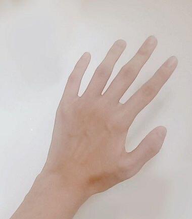 여자.. 예쁘다 정돈아니구.. 그냥 평범..?