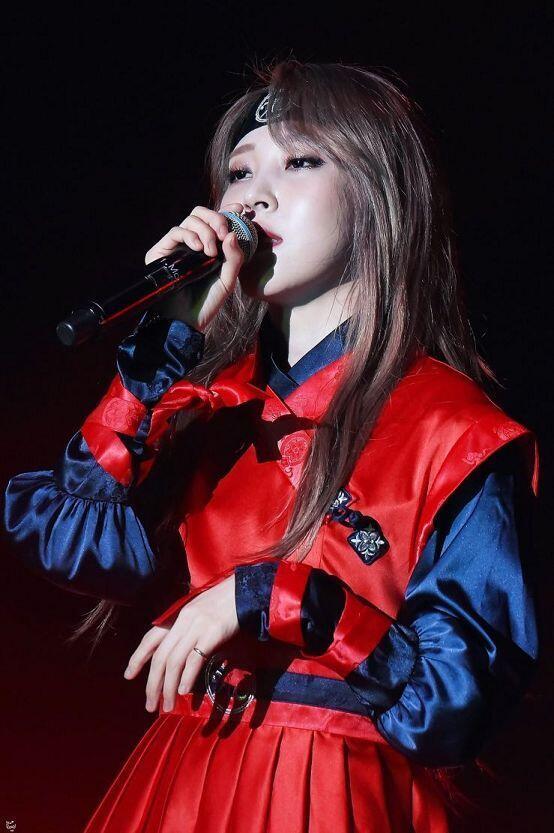 애들아 마마무 문별 꼭 봐!!!!