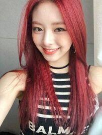 이어서 걸그룹 있지 멤버 류진이랑 유나야 1유나 2류진 으로첨부할게 이사잔 말고도 한번씩 찾아봐 진짜 둘다 미모가 ...