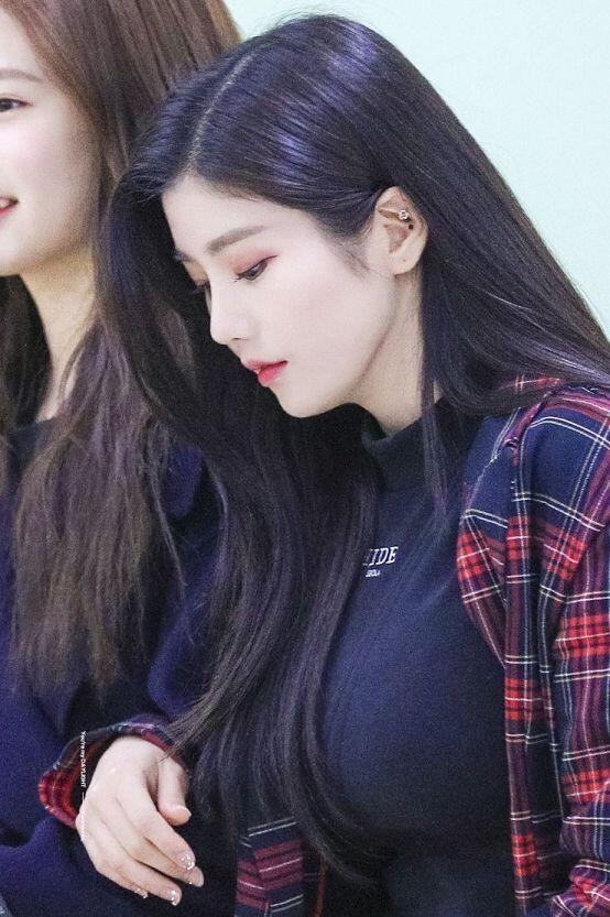 나 권은비 사랑하잖아...
