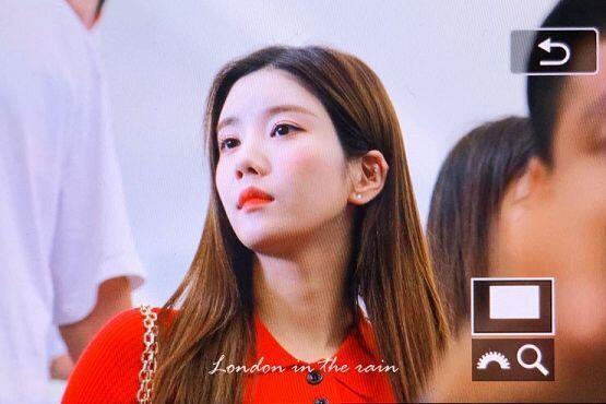 나 권은비 사랑하잖아...