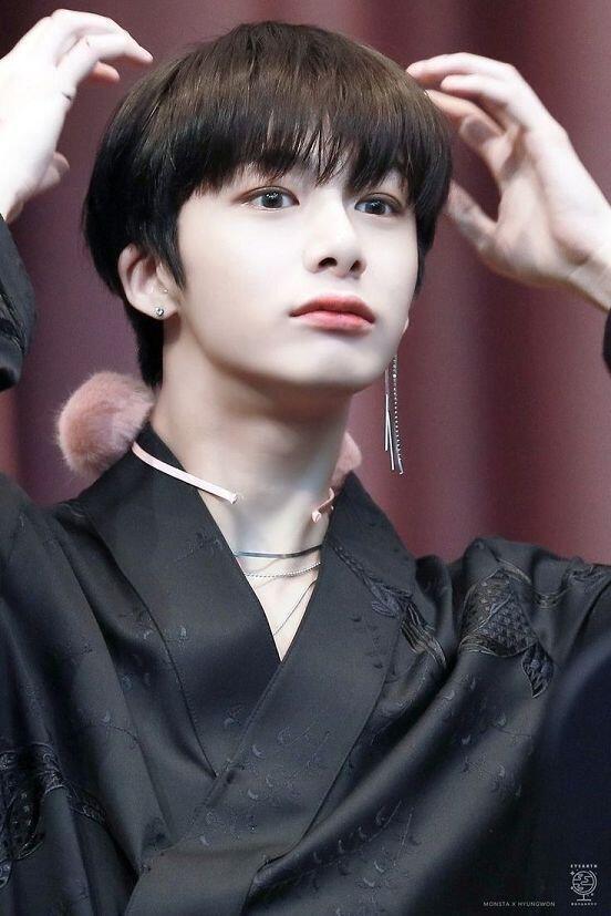 예쁘지...? 몬스타엑스... 형원
