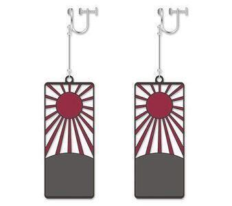 >>21 스토리상 우익적이지도 않고 애니에선 좀 디자인이 바뀌긴 했어도 넘 욱일기 같아서..근데 화투패에 저런게 있었어? 다들 화투패 귀걸이라던