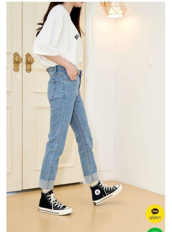 ?이참에 바지 하나 사자..저거 ㄹㅇ 2000년대 패션 암흑기때 입던 바지같어..기왕이면 티도 튼실한거 하나 사고.목 늘어졌네.. 스레주가 코디