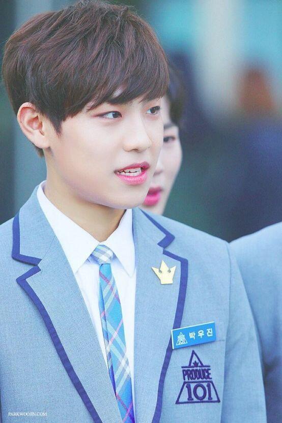 우진이는 인간이 아니야ㅠㅠㅠㅠ 넘 귀여워ㅠㅠㅠㅠ