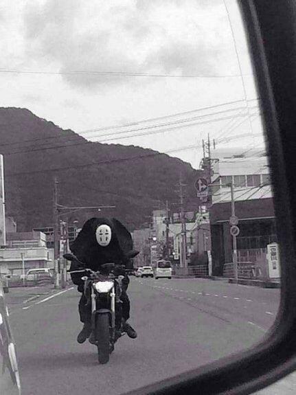 센과 치히로의 추격전