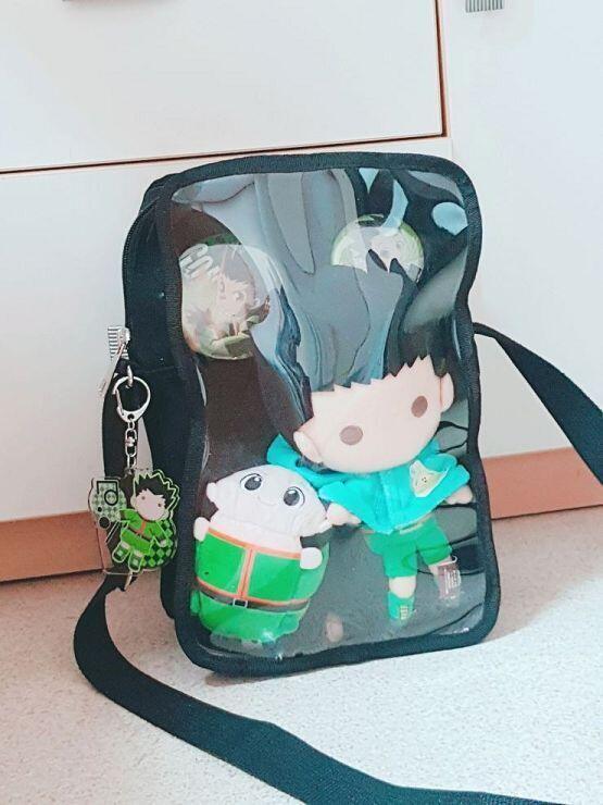 >>4 나는 수납공간이랑 굿즈 넣는 부분이 일체인 이타백써서...아님 굿즈수납하는 데가 아예 두툼한거 사는게 좋긴 해...어젠 오류나서 사진이 