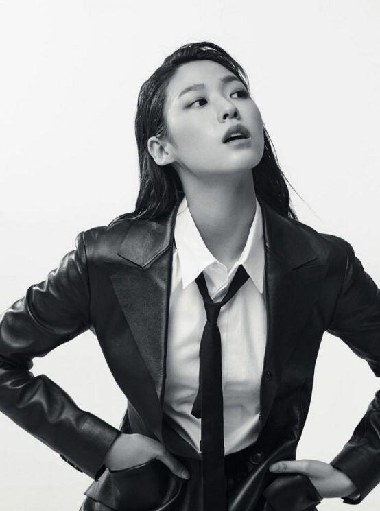 내가 좋아하는거 아 첫번째 사진은 수트핏만 그분은 안 좋아하고^^
