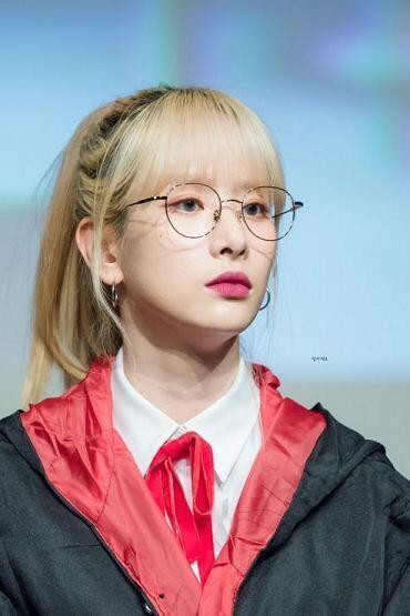 우주소녀 설아.....