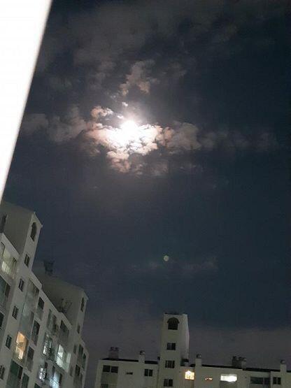 우주대폭발같은게 나왔어