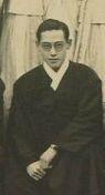 오 진짜네 이우왕자 한일합병 이후인 1912년 태어나셔서 대한제국 황족들이 다 그렇듯 일본학교를 졸업하고 일본육군으로 활동하시다가 히로시마에서
