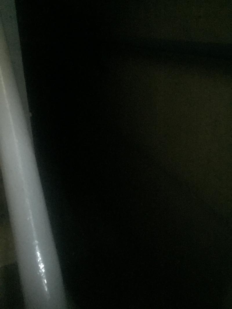 후레쉬 안키면 진짜 하나도 안보여