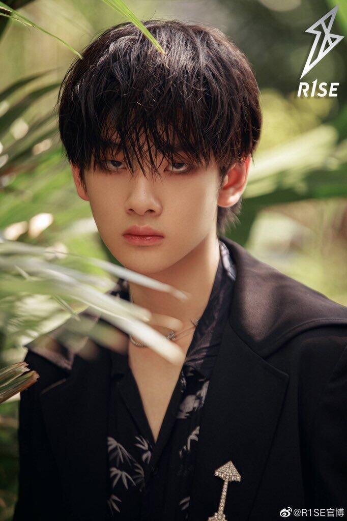 R1SE 조전난 Zhou Zhen Nan ㅠㅠㅠㅠㅠㅠㅠㅠㅠㅠㅠ