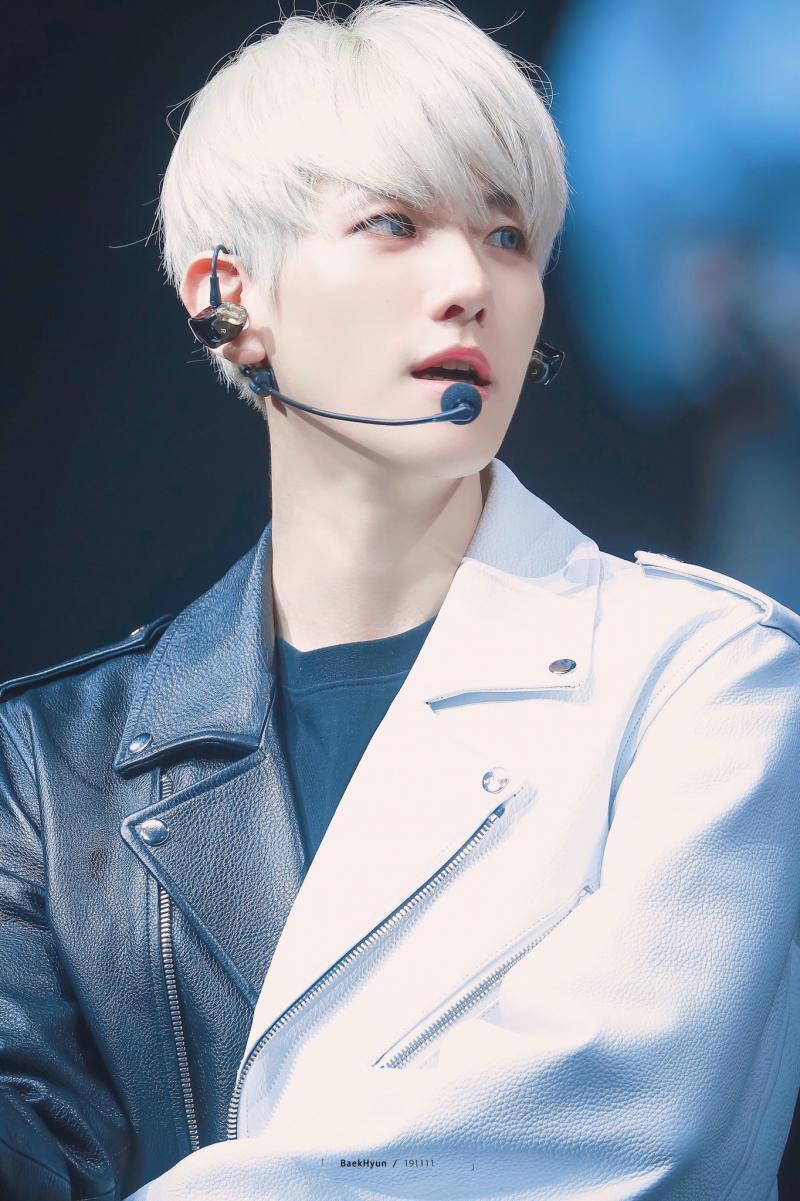 >>105 무지개 안했구 솜사탕머리 했엉 (곧 6년차인 엑소엘이) 이번 레전드 백현짤 풀고간다