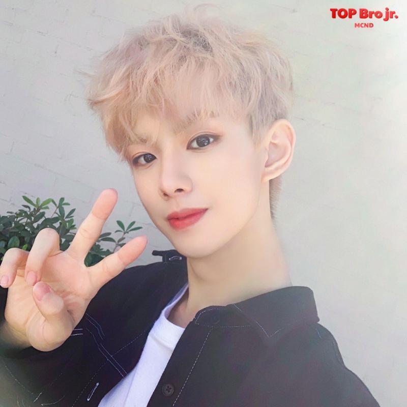 MCND 빅이랑 윈이요ㅠㅠ 잘생겼어ㅠㅠ
