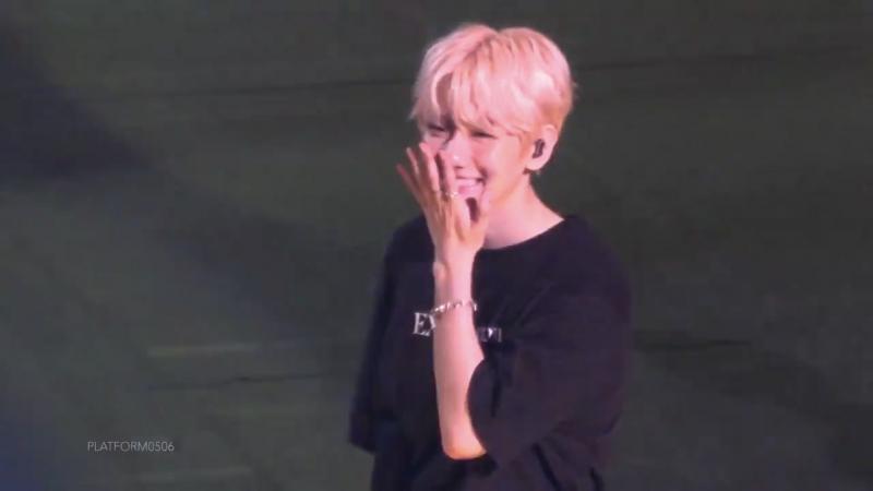 우리 왕자님을 엑소 파🙈 진짜 콘서트 가기에는 별따는 만큼 힘들지만 덕질하는동안 너무 행복해ㅜㅜㅜ애들 평균 나이가 28(?)인데 진짜 얼굴은 애