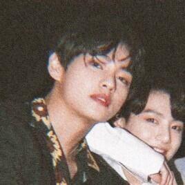 입덕을 도와줄게... 1. 뷔 / 김태형 / 생일 19951230 2. 진 / 김석진 / 생일 19921204 3. 지민 / 박지민 / 생일 1