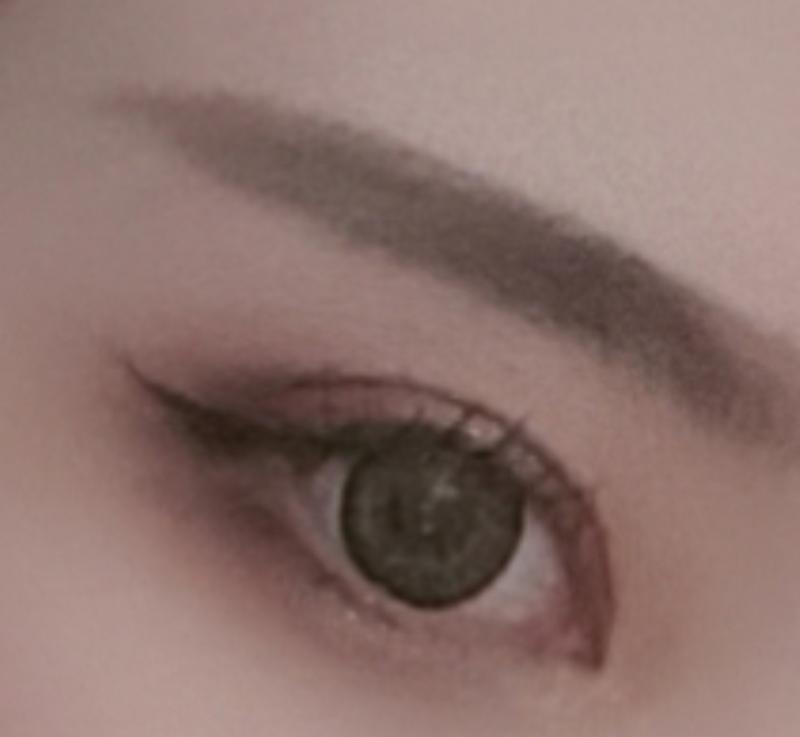화장한 눈