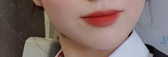 >>16 헉...고마워ㅎㅎ 이건 진하게 발랐을 때!! 블랙루즈 달콤한 칠리 ㅎㅎ