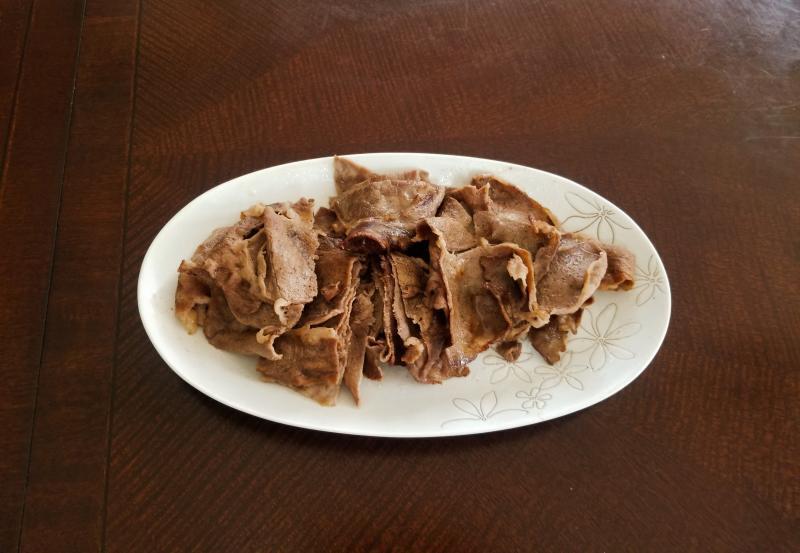 이런식으로 적당히 위에서 음식 때깔이 살아나는 각도를 찾아봐!