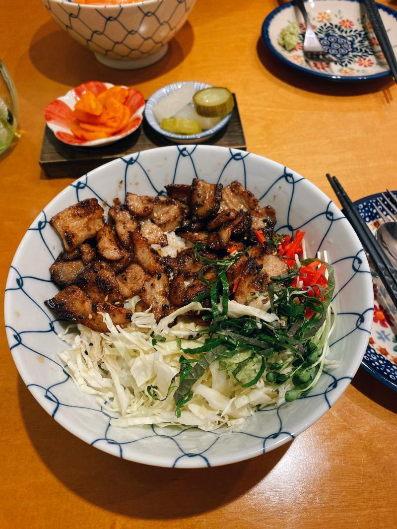 코쿠미가서 찍은건데 맛있어보이지 않니!! 아님 말구..