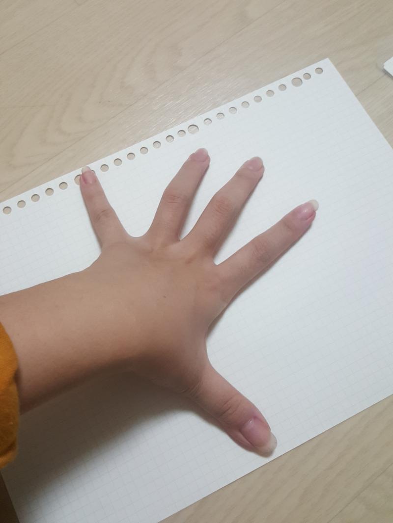 여자 157인데 이정도면 작진 않은 듯..?