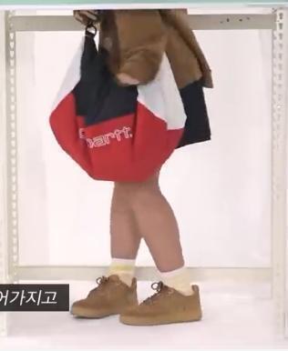 이거 말야..ㅜㅜ 이름이 뮤야? 칼하트인건 알겠어