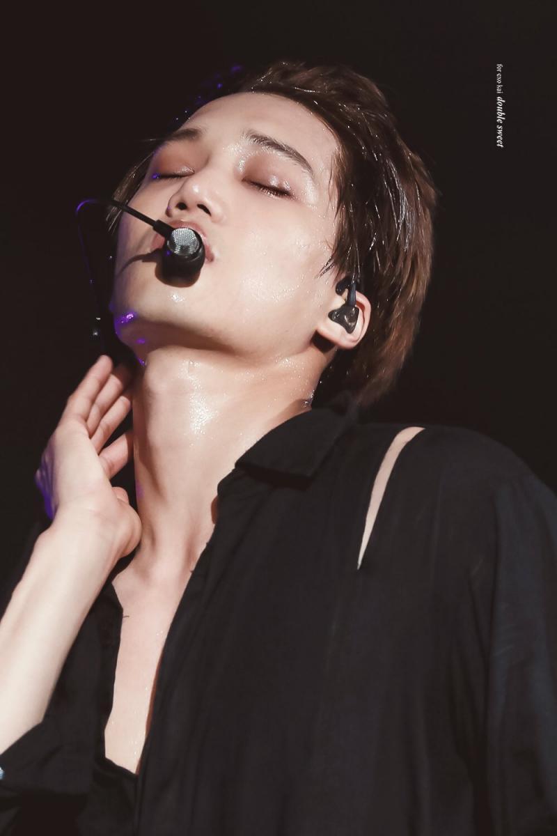 엑소 시우민 아니면 카이 갭차이 오지죠 시우민은 군대 갔으니 카이 사진만 올리고 갑니당