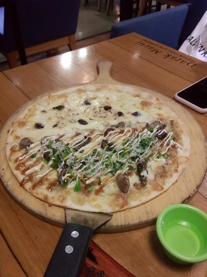 난 맛난 사진 보면 기분 좋아지는데 내가 똥손이라 맛있어 보이진 않네..