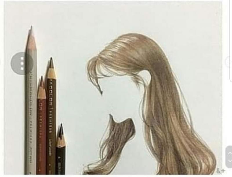 글로만보면 앞머리내리고 머리가 길면 레이어드컷하고 짧음 허쉬컷해 하지만 고객님 이목구비는 모르기때문에 뭐라해드릴말이 읍어용...ㅎ