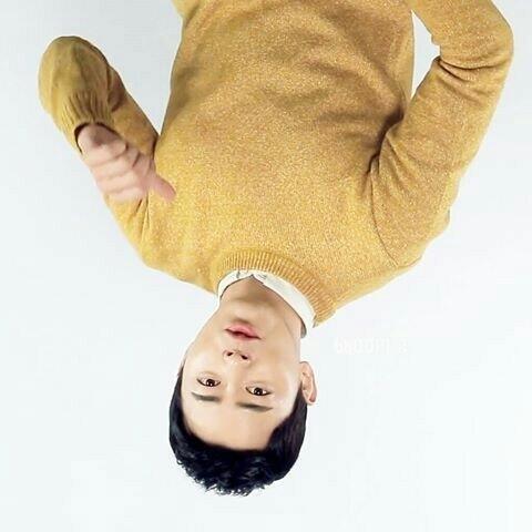 >>8잠깐만 상하반전이면 2번처럼 그냥 상하반전을 말하는거지? 3번처럼 좌우+상하가아니라