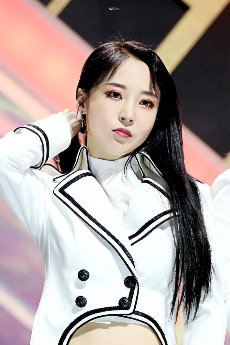 남돌만 있넹.. 잘생긴 여돌하면 문별이지! 우리 귀여운 햄찌♥♥