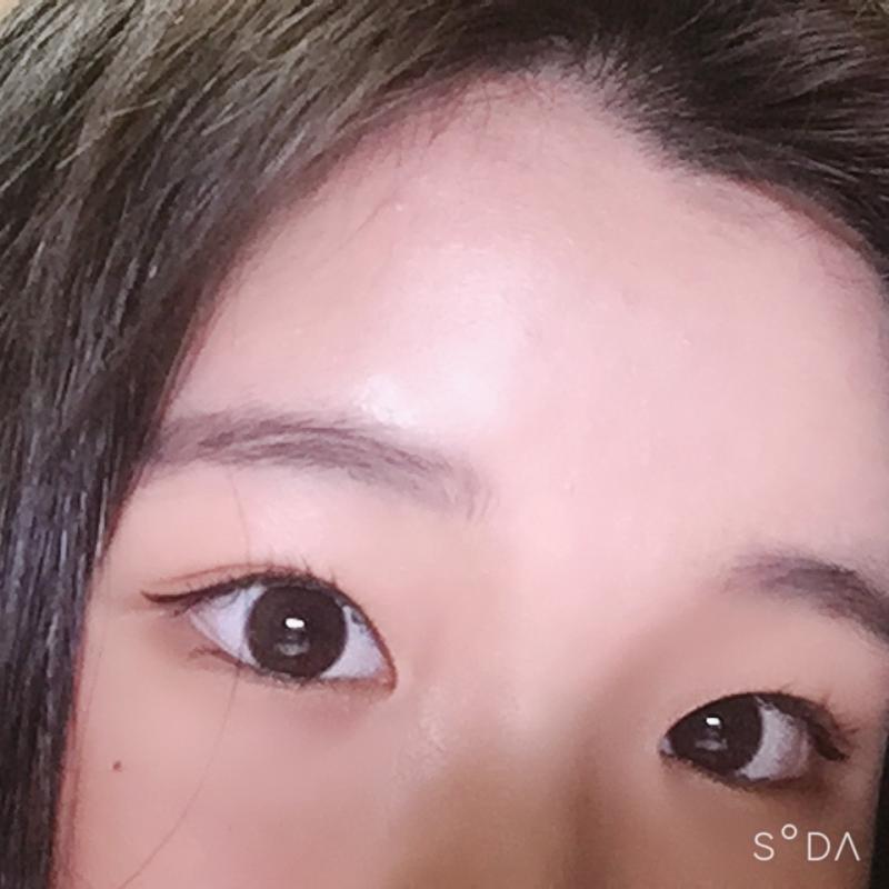 혹시 이번에는 속눈썹 잘 올라갔는지 봐줄수 있을까? ㅜㅜ