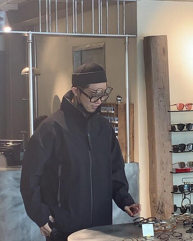 날 죽일려고 작정한 홍시영 아 어떡하지 너무 좋다 랩네임:기리보이 본명:홍시영 1991년 1월 24일생 제일 좋아하는 노래 사실 기리보이 모든