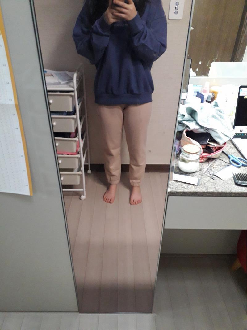 위에서 찍은거라서 다리 겁나 짧아보인다....