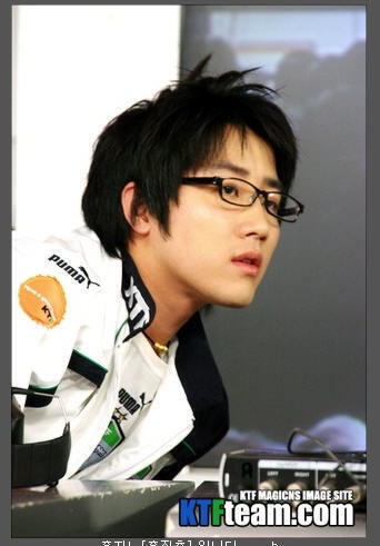 안경을_벗으면_아니_되는_이유.jpg 안경을_벗으면_아니_되는_이유.jpg
