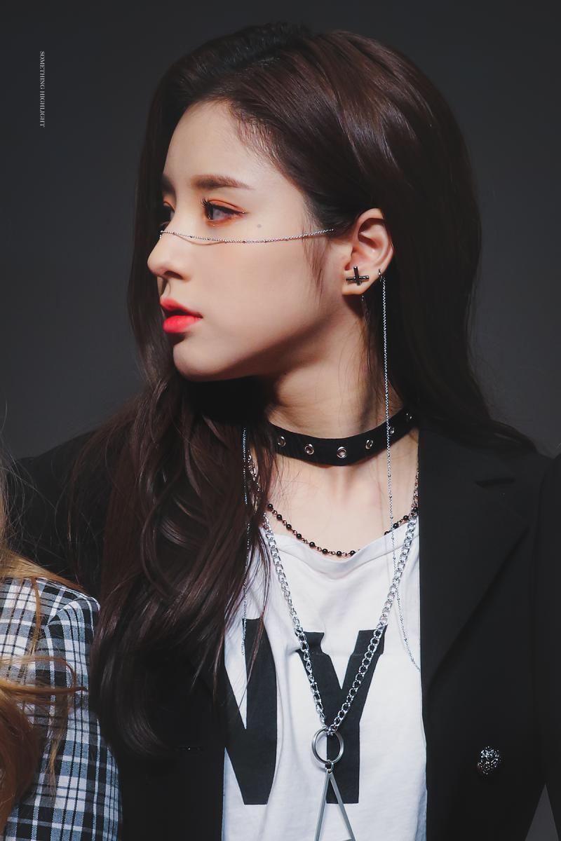 이달소 희진... 언니 사랑해.나랑.결혼해