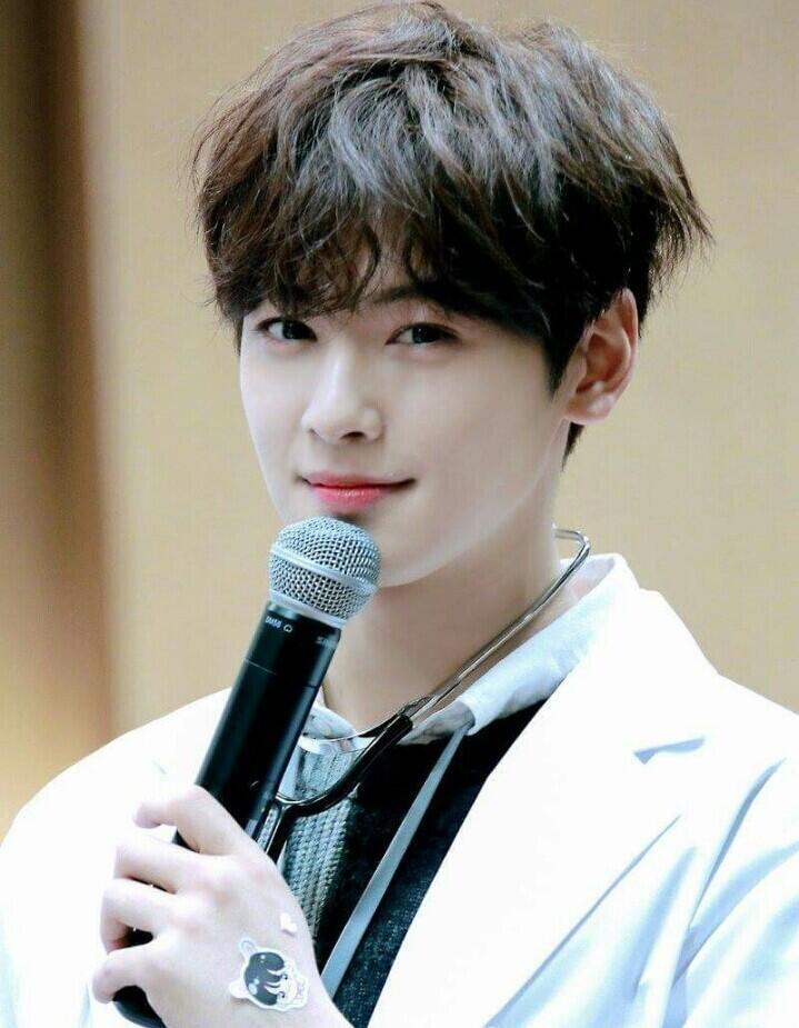 아스트로 차은우 추천할게 ㅎㅎ