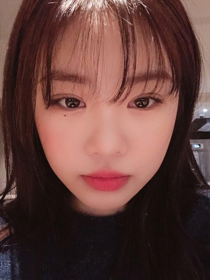 같은 멤버인 수진도 추천해 퀸덤 무대만 봐도 표정연기 쩌는 걸 알 수 있고 춤도 잘 추고 피지컬 쩔어 ㅜㅜ