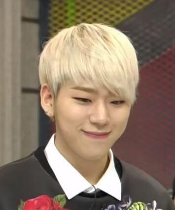 지코 진짜 작사, 작곡 진짜 잘해 세정-꽃길, 워너원-캥거루, 싸이-I LUV IT 등 작곡, 작사에 참여했어 (어떤건 작곡만) 세정의 꽃길은