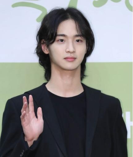 장동윤