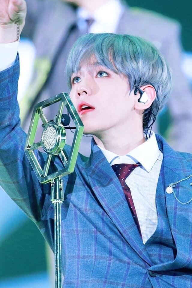 백현씨 자꾸 이러시면 세계최고 아티스트밖에 못해요
